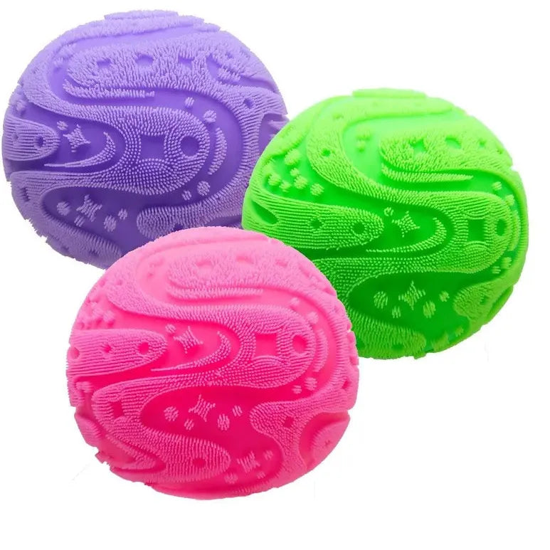 Needoh SUPER fuzz ball x 1