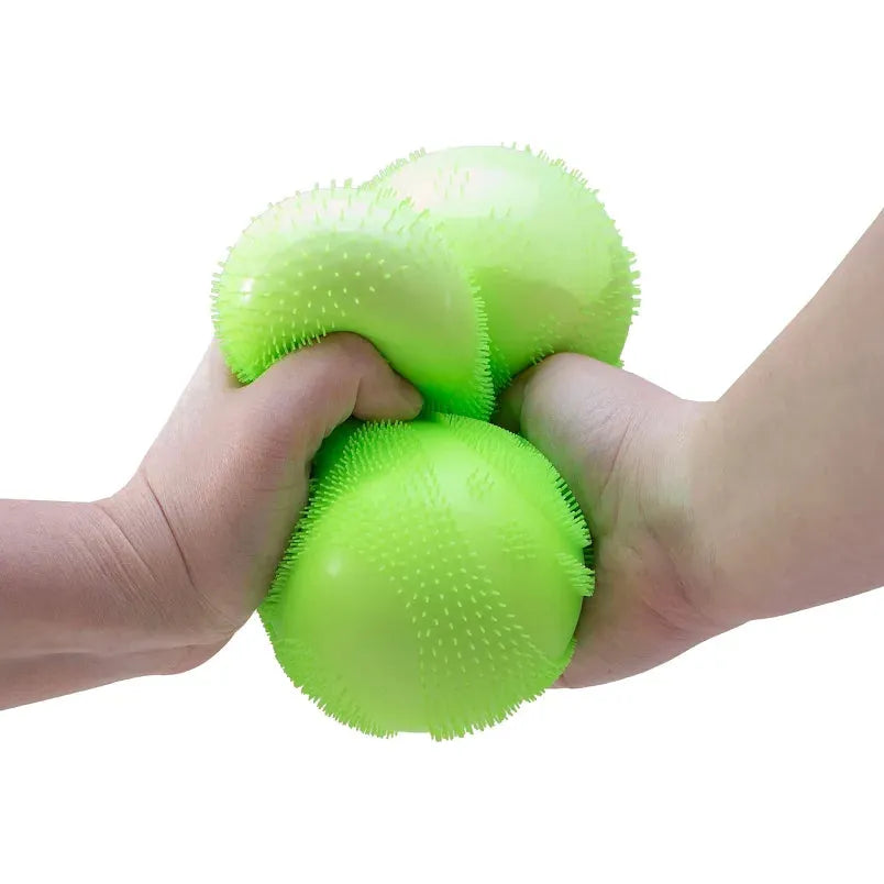 Needoh SUPER fuzz ball x 1
