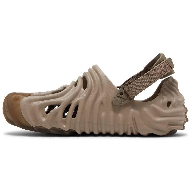 Salehe Bembury x Pollex Clog &#39;Brown&#39; | Waves Never Die | Crocs | Sneakers